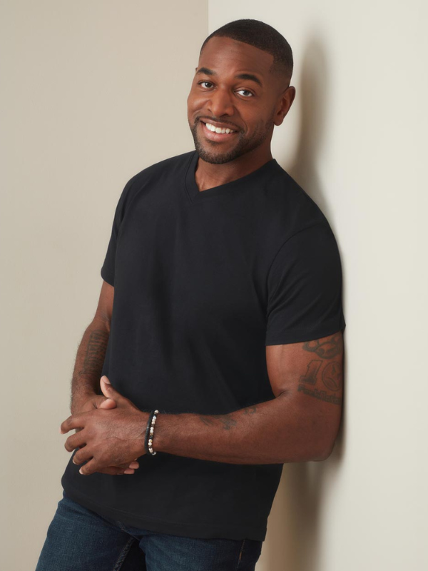 T-SHIRT STEDMAN CLASSIC-T V-NECK